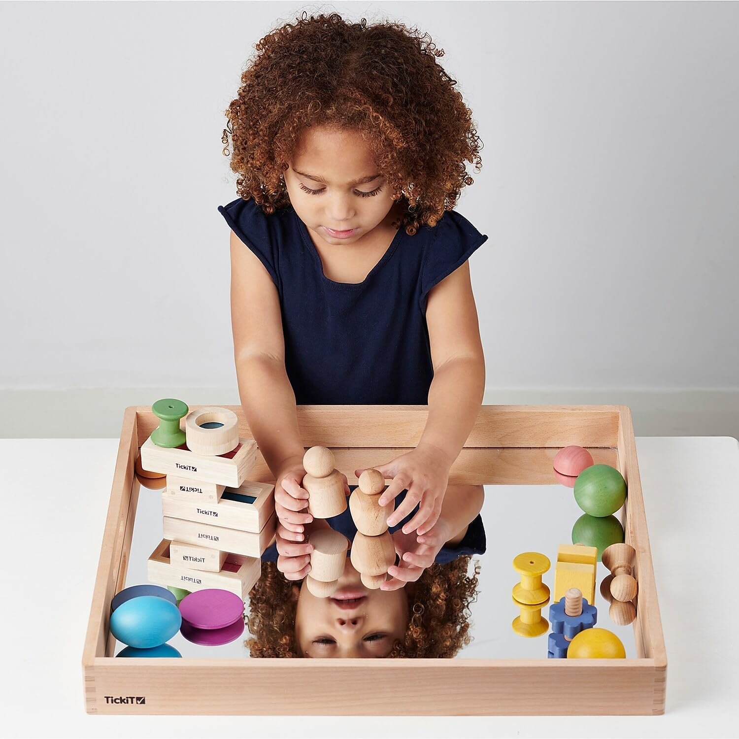 Brilliant "Learning Through Play" Trays for Logic and Focus